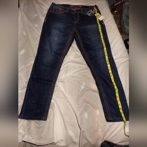 Seven7 Women's Dark Blue Skinny Jeans With Embellished Back Pockets Size 14 NWT